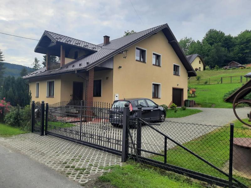 Noclegi Koziniec Bobrka Exterior photo